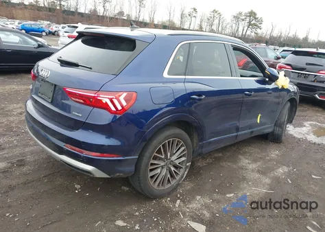 2021 Audi Q3 Premium 40 Tfsi Quattro Tiptronic z USA, uszkodzony, nr VIN WA1AUCF34M1070834
